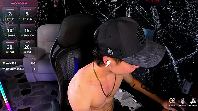 Snapshot of marcuscollins1_ chatting on 15, 2, 2025 marcuscollins1 online show from 15, 2, 2025