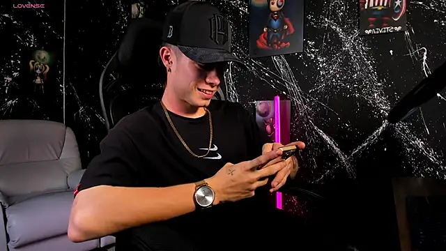 Snapshot of marcuscollins1_ chatting on 26, 2, 2025 marcuscollins1 online show from 26, 2, 2025