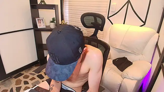 Snapshot of marcuscollins1_ chatting on 22, 3, 2025 marcuscollins1 online show from 22, 3, 2025