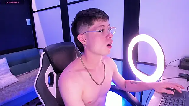 Snapshot of marcuscollins1_ chatting on 16, 10, 2025 marcuscollins1 online show from 16, 10, 2025