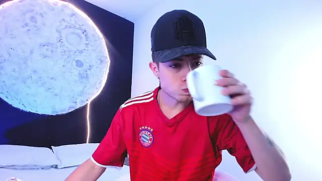 Snapshot of marcuscollins1_ chatting on 16, 11, 2025 marcuscollins1 online show from 16, 11, 2025