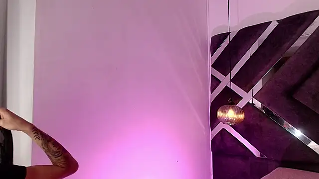 Snapshot of sara_lopee1 chatting on 16, 10, 2025 sara lopee1 online show from 16, 10, 2025