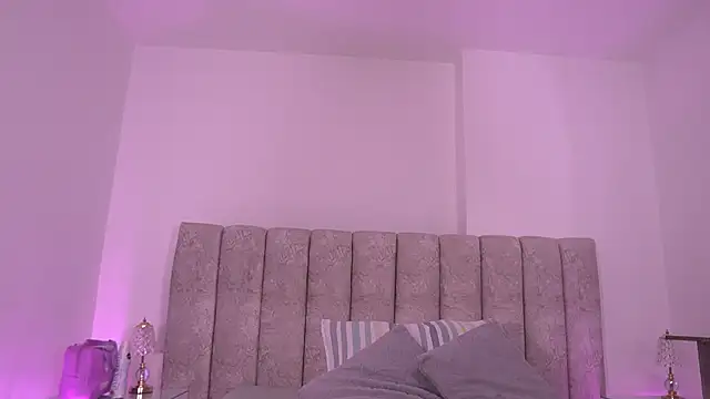 Snapshot of sara_lopee1 chatting on 13, 11, 2025 sara lopee1 online show from 13, 11, 2025