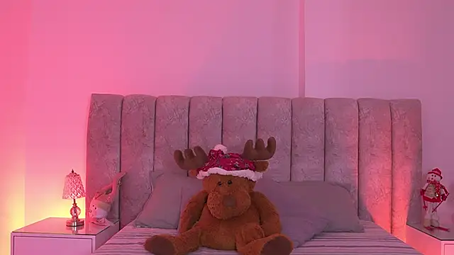 sara lopee1 online show from 19, 12, 2025