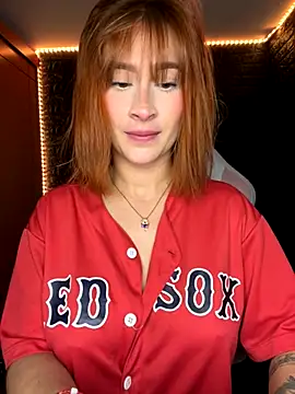 chloe rockss  online show from 24, 9, 2025