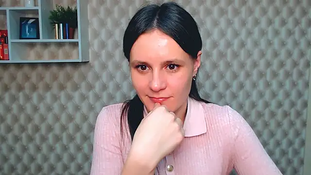 Snapshot of ValeriaHeart_ chatting on 8, 3, 2025 ValeriaHeart online show from 8, 3, 2025