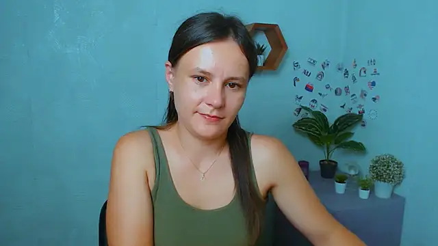 Snapshot of ValeriaHeart_ chatting on 9, 9, 2025 ValeriaHeart online show from 9, 9, 2025