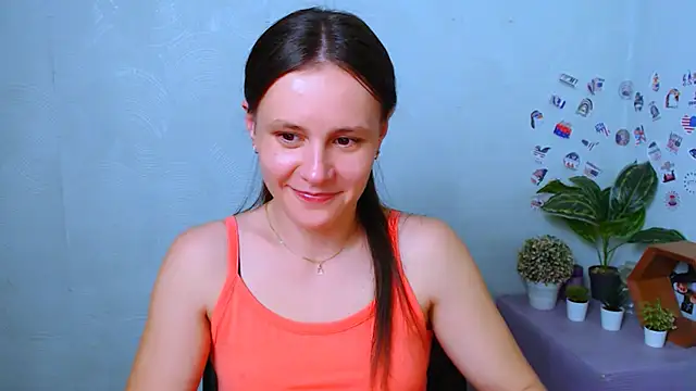 ValeriaHeart  online show from 13, 12, 2025