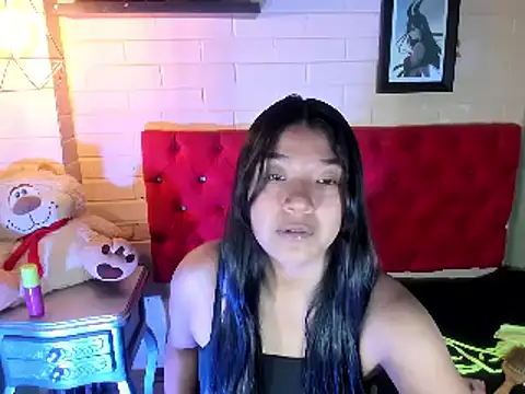 ScarletKray online show from 6, 3, 2025