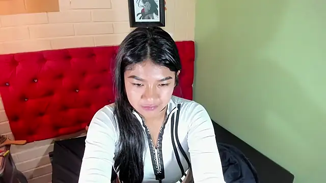ScarletKray online show from 8, 3, 2025