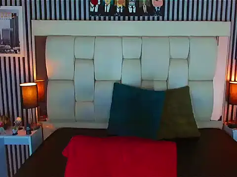 Snapshot of LihanJor_23 chatting on 8, 11, 2025 LihanJor 23 online show from 8, 11, 2025