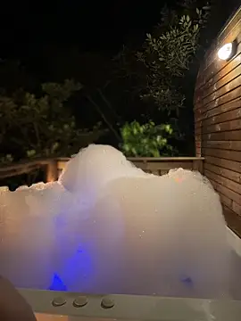 Snapshot of Lally_Valencia__ chatting on 29, 10, 2025 Lally Valencia online show from 29, 10, 2025