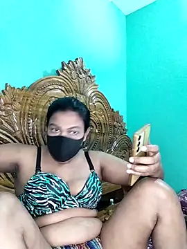 Snapshot of monekhan123 chatting on 9, 11, 2025 monekhan123 online show from 9, 11, 2025