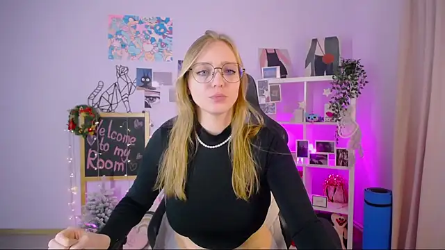 VeronicaAndersen online show from 7, 2, 2025