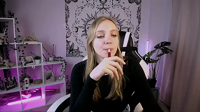 VeronicaAndersen online show from 2, 3, 2025