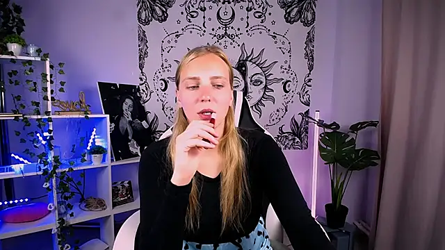 VeronicaAndersen online show from 24, 9, 2025