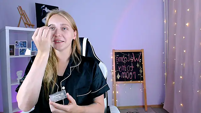 VeronicaAndersen online show from 30, 9, 2025