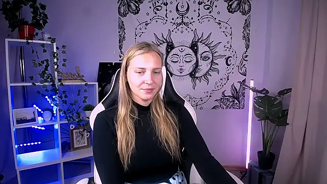 VeronicaAndersen online show from 3, 10, 2025