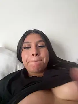 Arianna Fioree online show from 10, 2, 2026