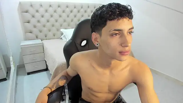 JhoanLeandro online show from 28, 10, 2025