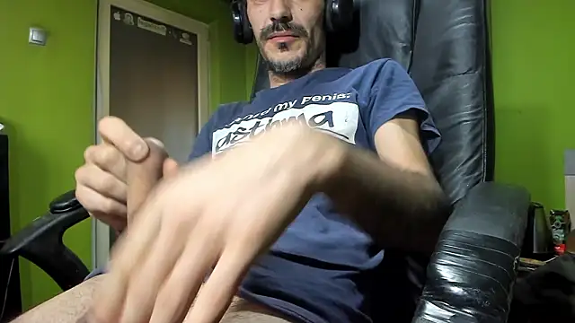 BigCumShoot online show from 11, 3, 2026