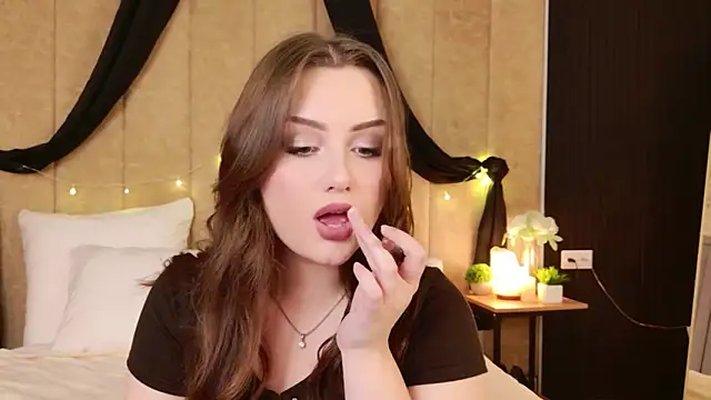 Kendra Parlow online show from 18, 12, 2025