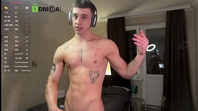 Snapshot of VincentSmith02 chatting on 15, 11, 2025 VincentSmith02 online show from 15, 11, 2025