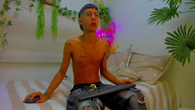 LittleFiree online show from 22, 11, 2025