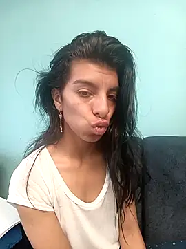 Ariell Kieran online show from 21, 10, 2025