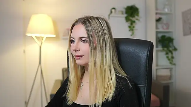 catecrago  online show from 17, 12, 2025