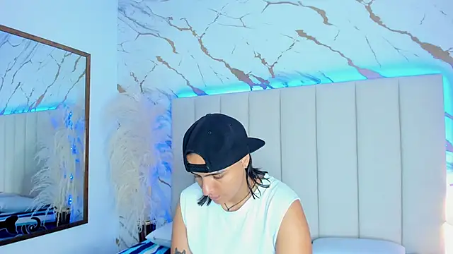 Liiam smith  online show from 1, 11, 2025