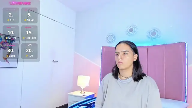 Liiam smith  online show from 18, 11, 2025