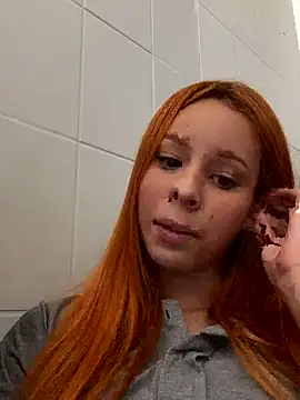 Snapshot of luizadurte chatting on 1, 2, 2025 luizadurte online show from 1, 2, 2025