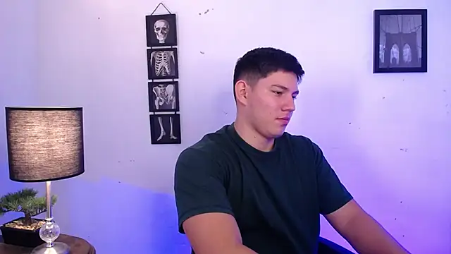 JamesCr  online show from 5, 11, 2025