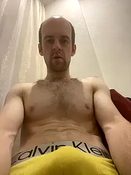 LynnAhNight online show from 11, 10, 2025