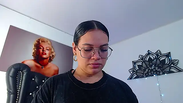Snapshot of Taliana36 chatting on 21, 2, 2025 Taliana36 online show from 21, 2, 2025