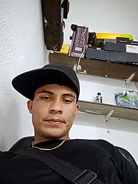 Snapshot of Alejandr420 chatting on 19, 3, 2026 Alejandr420 online show from 19, 3, 2026