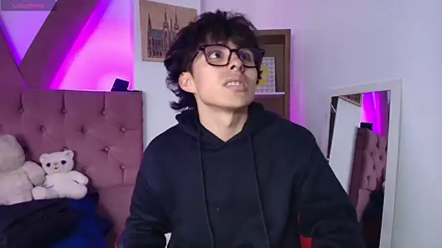 PepperTwink online show from 23, 3, 2026