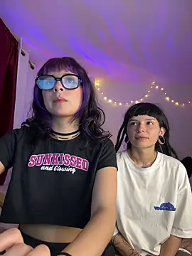 Snapshot of mavimist__ chatting on 8, 3, 2026 mavimist online show from 8, 3, 2026