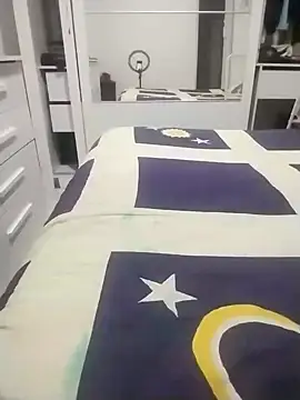 Snapshot of yannaluuxehot chatting on 1, 2, 2025 yannaluuxehot online show from 1, 2, 2025