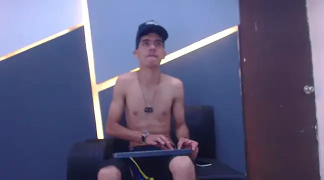 HotDirty Couple online show from 16, 2, 2025