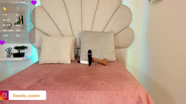 Danielaangelina online show from 17, 12, 2025