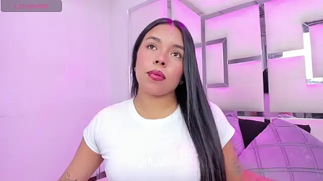 ZoeWan69 online show from 18, 2, 2026