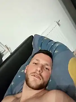 Snapshot of Cosmin224451 chatting on 30, 11, 2025 Cosmin224451 online show from 30, 11, 2025