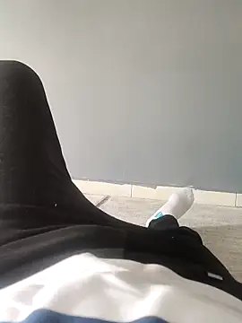 Snapshot of legolasleo chatting on 9, 10, 2025 legolasleo online show from 9, 10, 2025