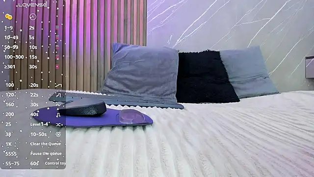 ariana jhonson1 online show from 8, 11, 2025