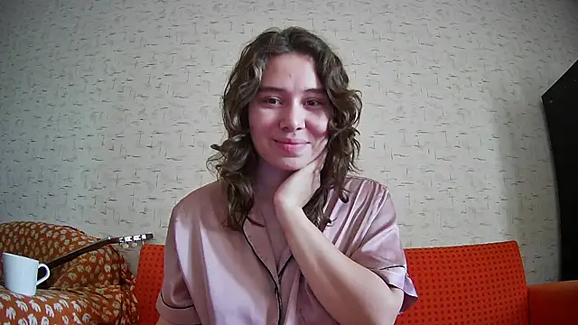 Snapshot of girliemilk chatting on 4, 11, 2025 girliemilk online show from 4, 11, 2025