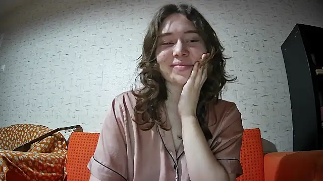 girliemilk online show from 11, 1, 2026