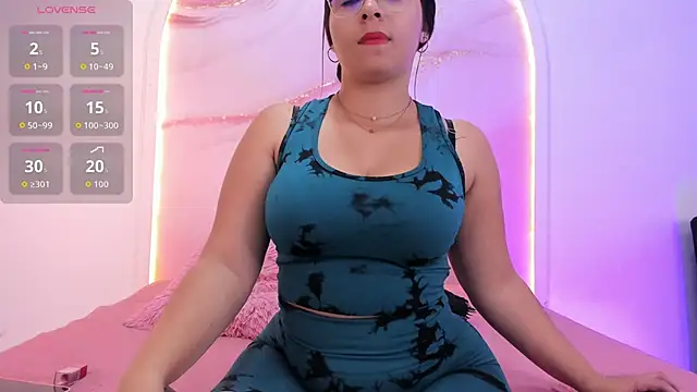 Snapshot of Sofii_Lopezz chatting on 22, 10, 2025 Sofii Lopezz online show from 22, 10, 2025