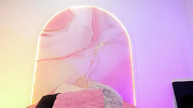 Snapshot of Sofii_Lopezz chatting on 28, 11, 2025 Sofii Lopezz online show from 28, 11, 2025